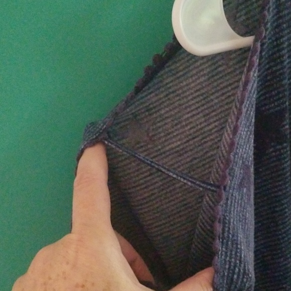 Blue stripe and star top - Picture 3 of 3